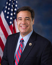 Photo of LABRADOR, Raúl R.