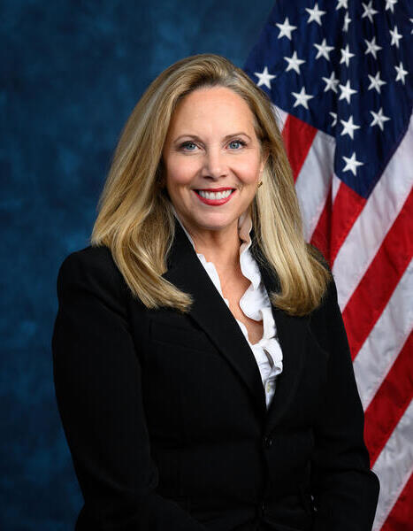 Photo of GILLEN, Laura